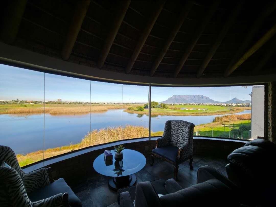 To Let 5 Bedroom Property for Rent in Sunset Beach Western Cape